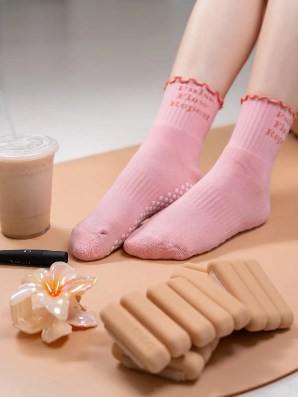 Pulse Flow Repeat Pilates Grip Socks
