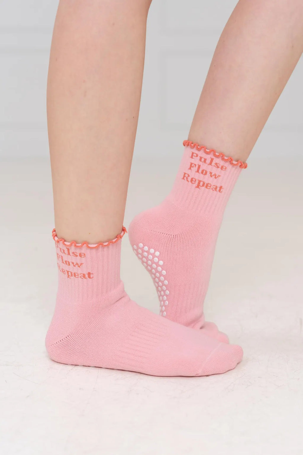 Pulse Flow Repeat Pilates Grip Socks