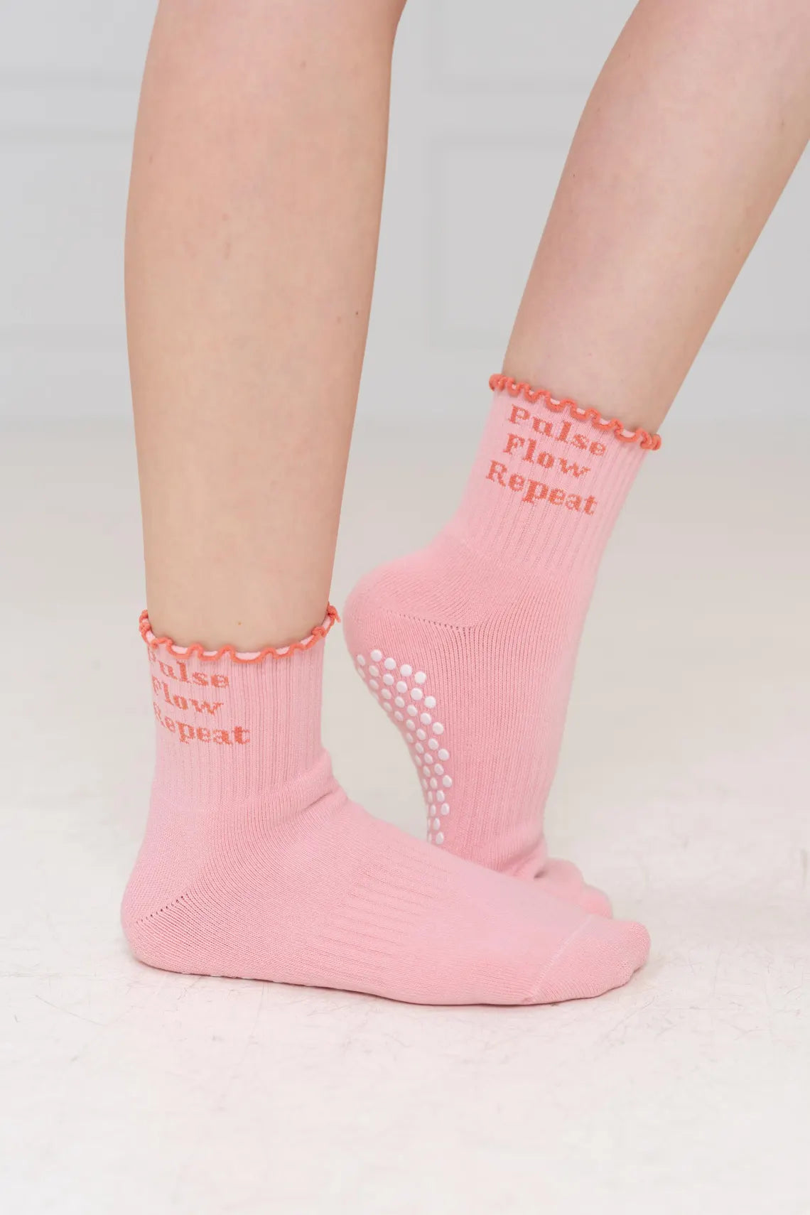 Pulse Flow Repeat Pilates Grip Socks