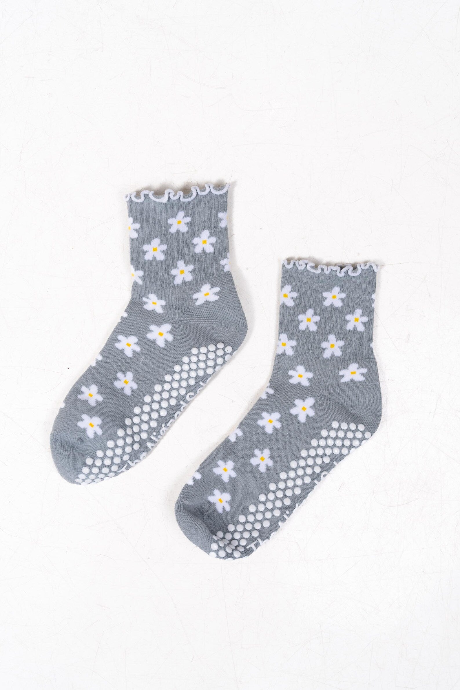 Grey Daisy Pilates Grip Socks